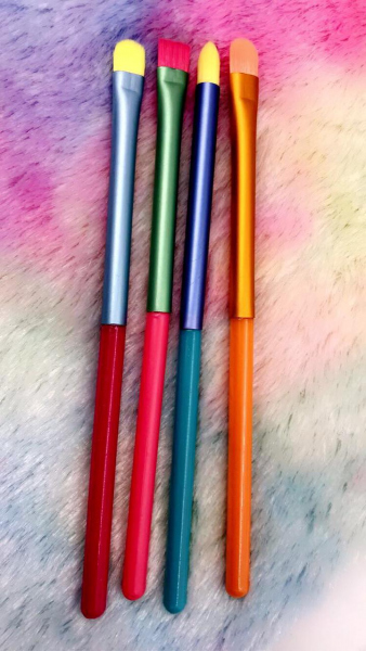 فراشي ميكاب MAKEUP BRUSH